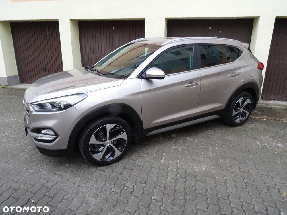 Hyundai Tucson blue 1.7 CRDi 2WD Passion Plus - 26