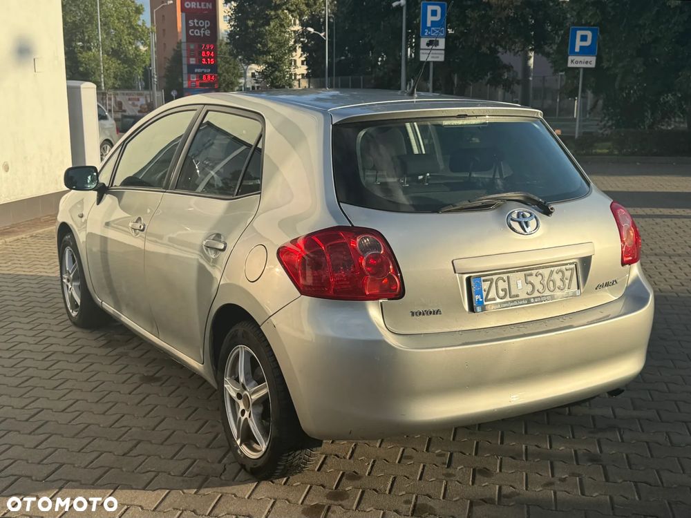 Toyota Auris 1.4 VVT-i Terra - 6