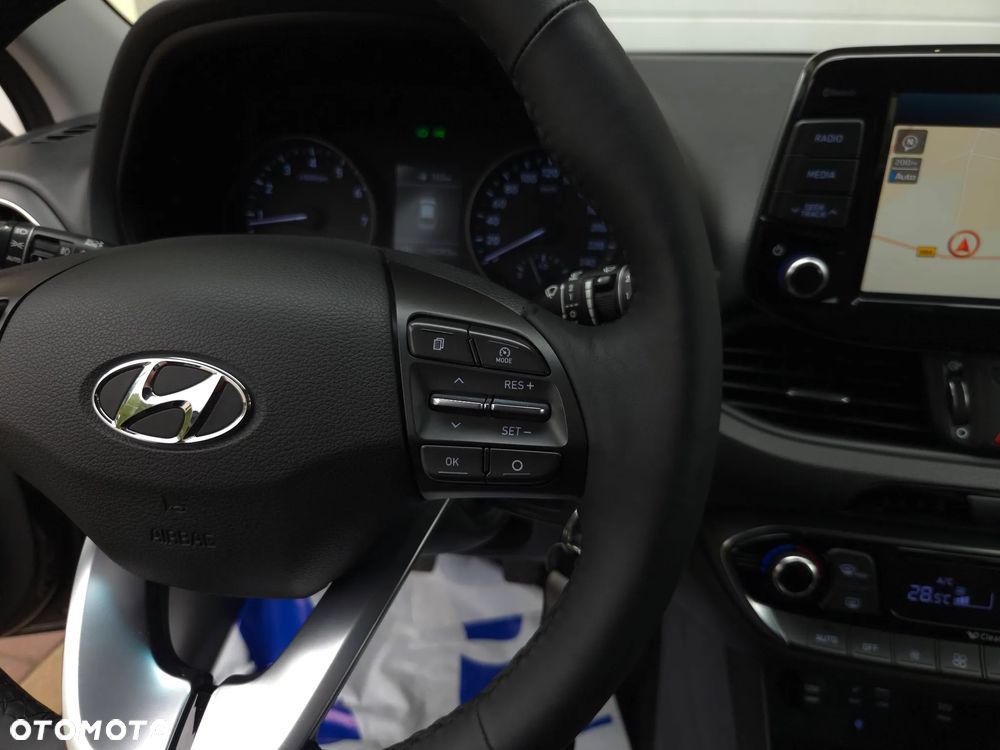 Hyundai i30 1.4 T-GDI Premium - 24