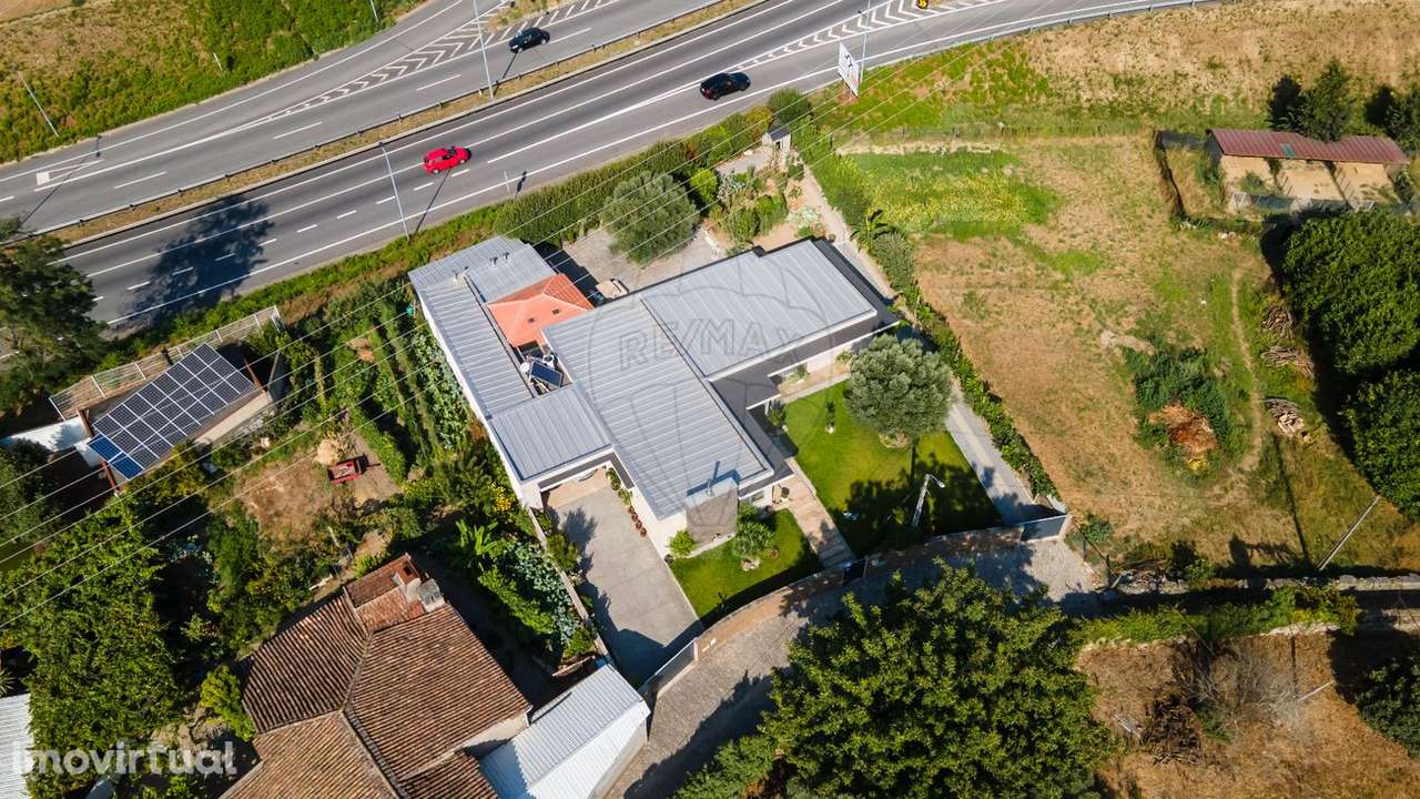 Moradia T4 para venda - Grande imagem: 4/47