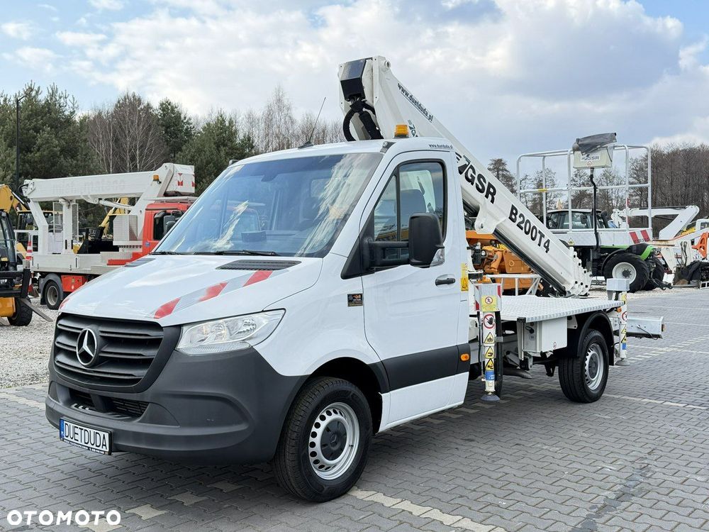 Mercedes-Benz Sprinter - 4