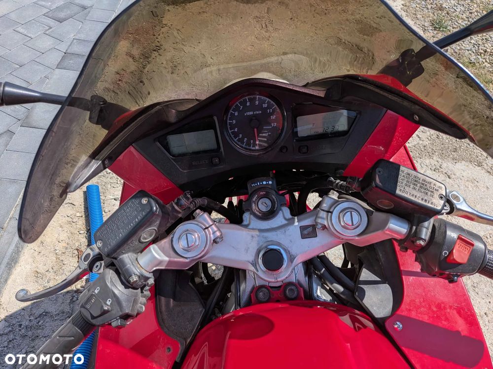 Honda VFR - 6