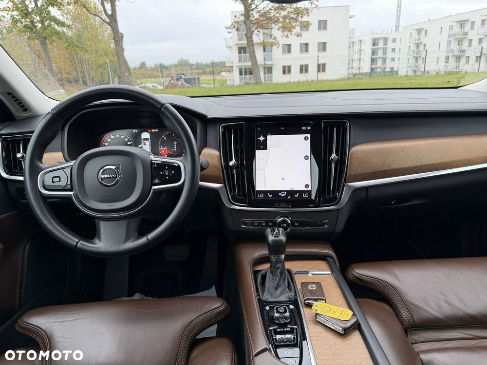 Volvo S90 - 19