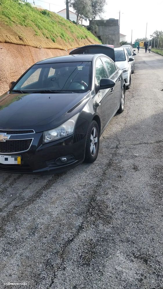Chevrolet Cruze 1.6 LS - 6