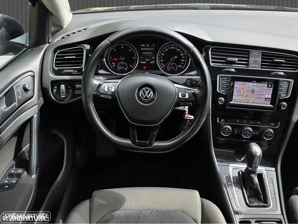 Volkswagen Golf Variant 1.6 TDi Highline DSG — fotografia 14