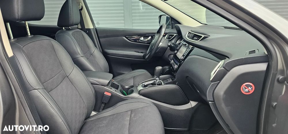 Nissan Qashqai 1.6 DCI Xtronic TEKNA - 14
