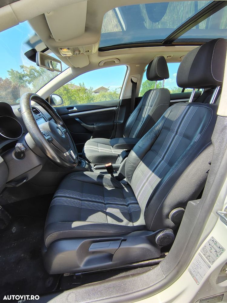 Volkswagen Golf 1.6 TDI DPF MATCH - 8