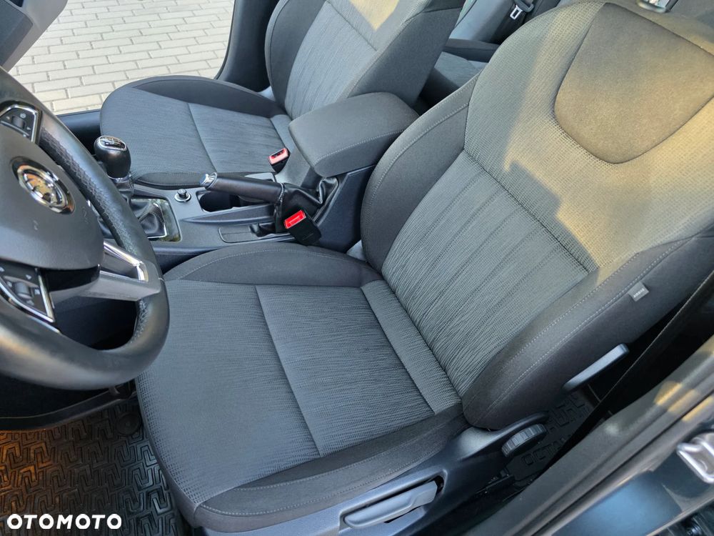 Skoda Octavia 1.5 TSI ACT Style - 37
