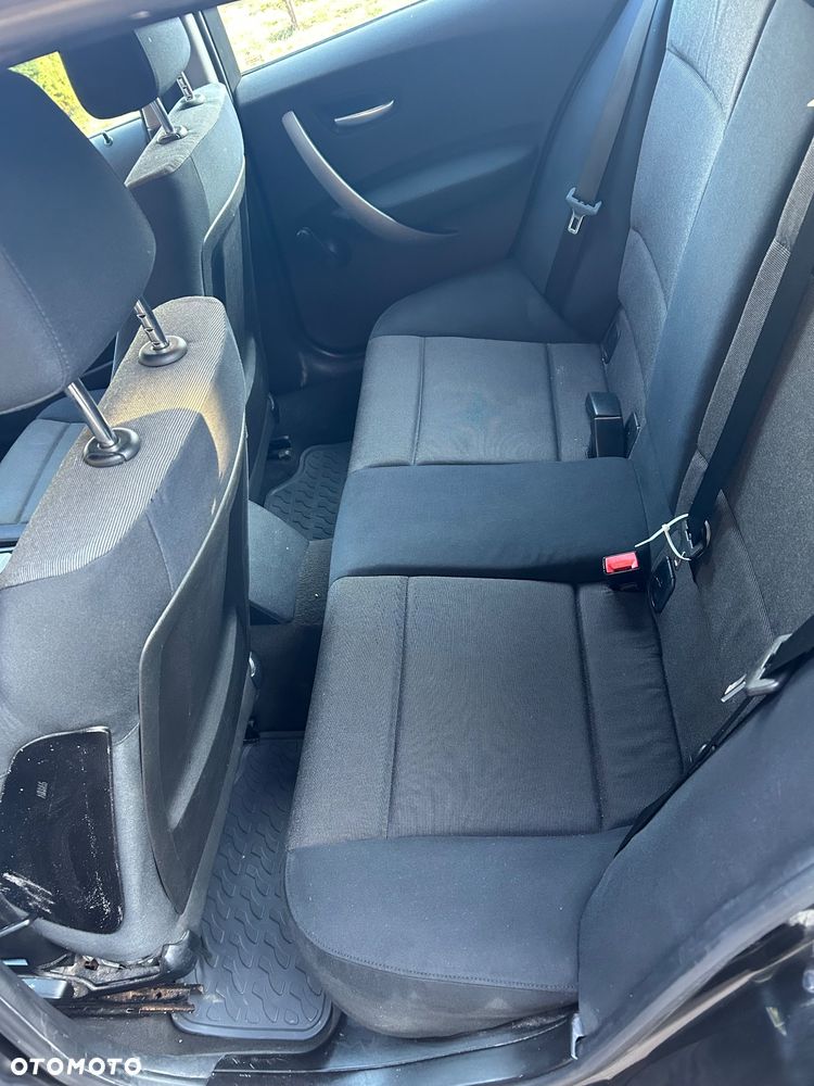 BMW Seria 1 116i - 5