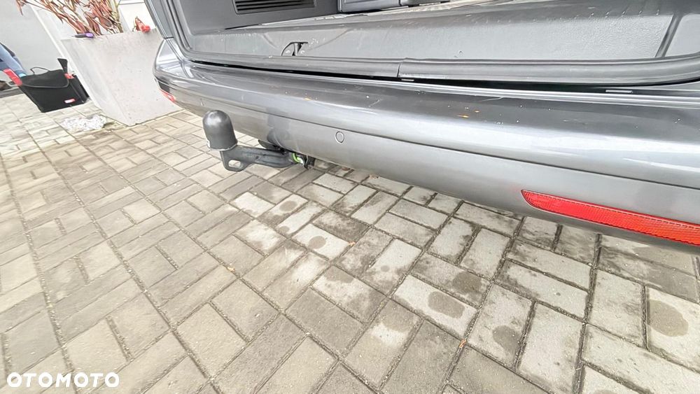 Volkswagen Multivan - 7