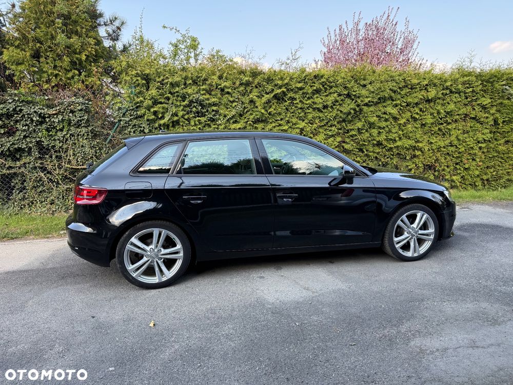 Audi A3 Sportback 1.4 TFSI S line Sportpaket - 8