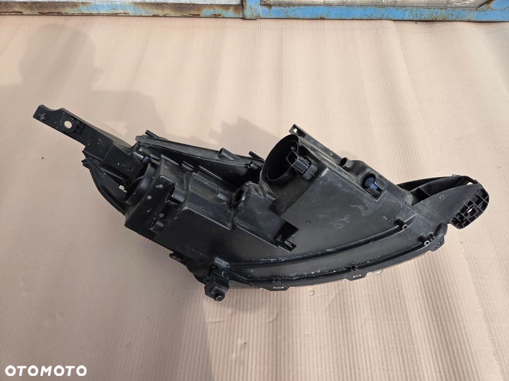 Lampa przednia lewa  Peugeot 2008 I LIFT  9825313980 - 14