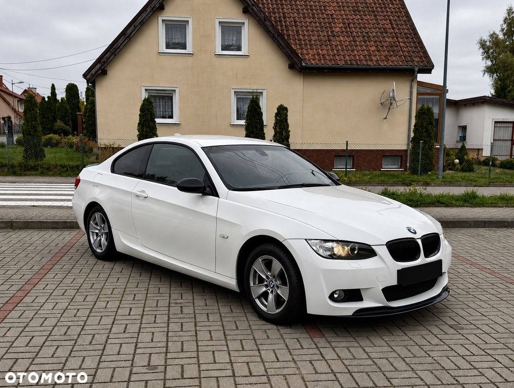 BMW Seria 3 2008 photo 3