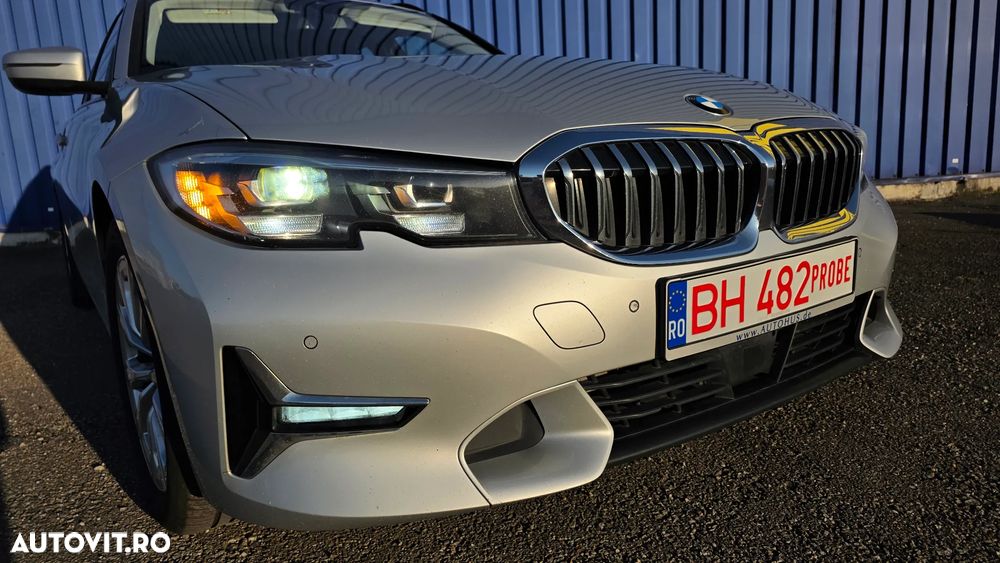 BMW Seria 3 320d Touring Aut. Sport Line - 14