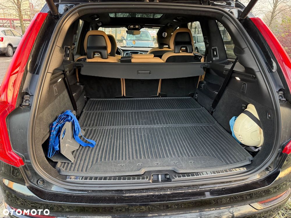 Volvo XC 90 B5 D AWD Ultimate Dark 7os - 20