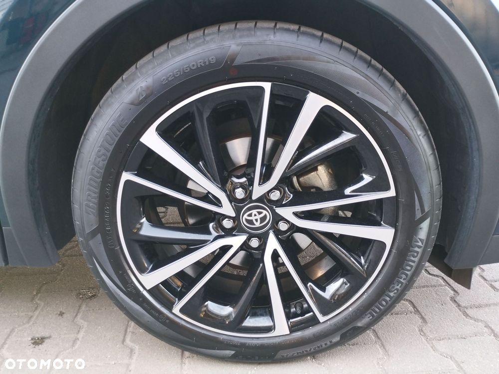 Toyota C-HR - 10