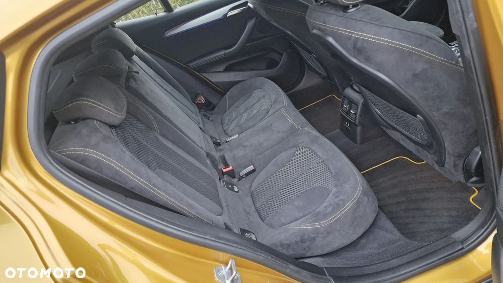 BMW X2 xDrive18d Edition M Mesh - 20