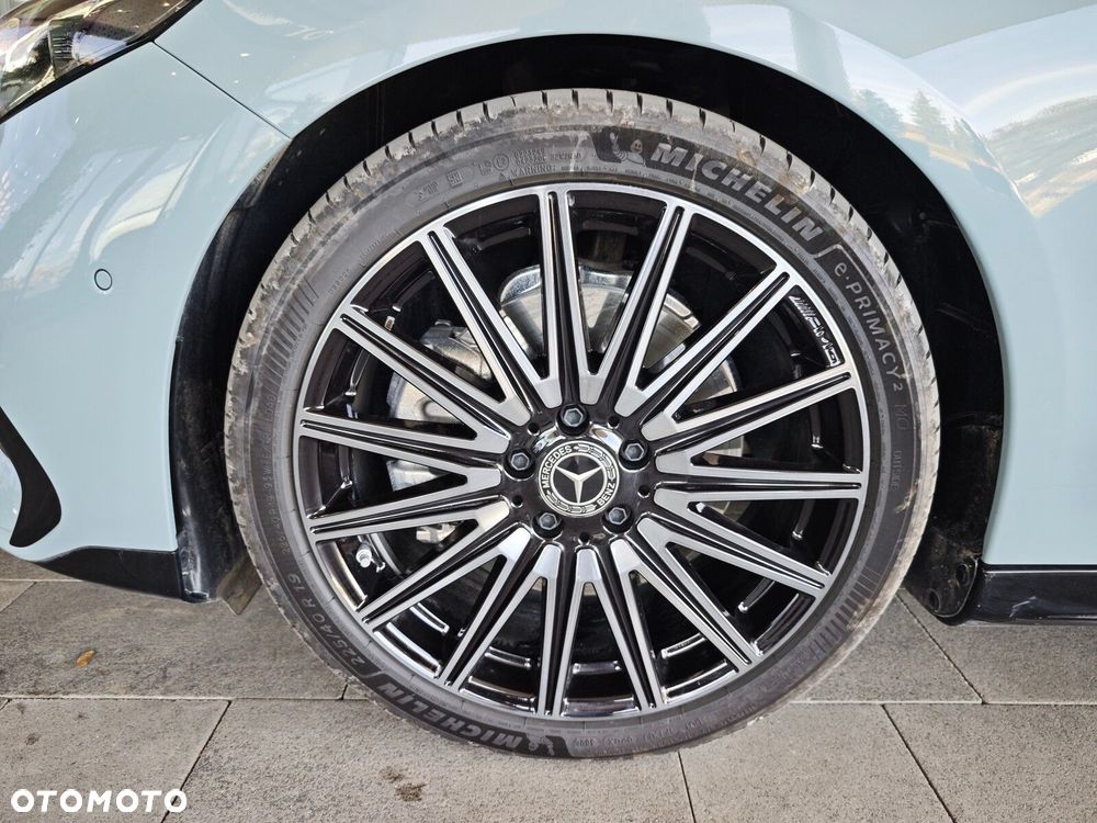 Mercedes-Benz CLA - 8