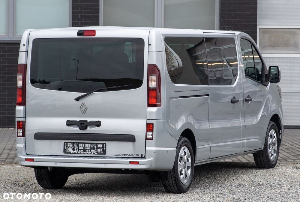 Renault Trafic - 2
