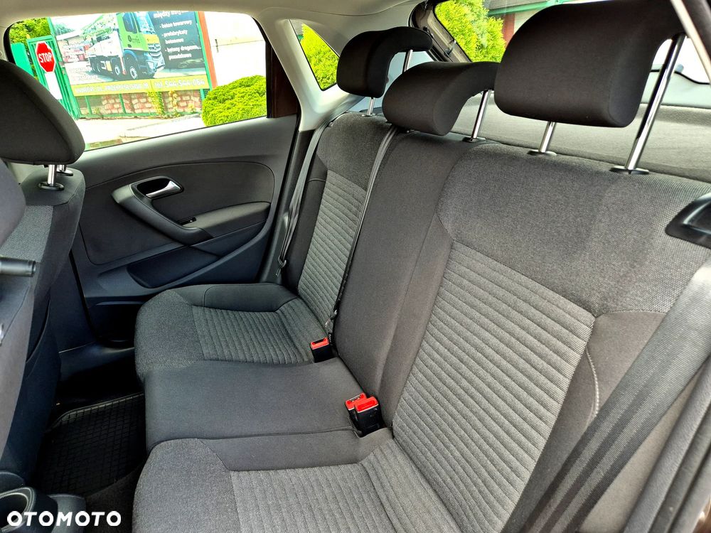 Volkswagen Polo 1.4 16V Comfortline Optimum - 19