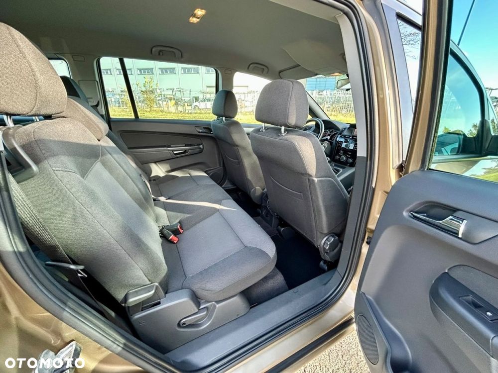 Opel Zafira - 7