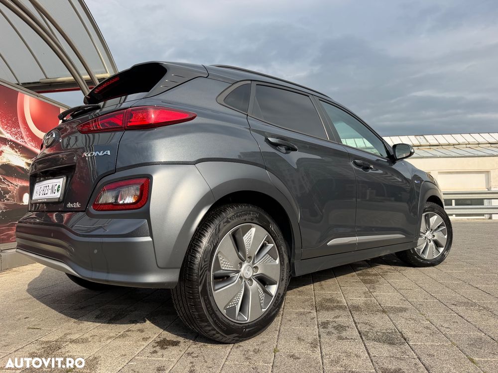 Hyundai KONA - 9