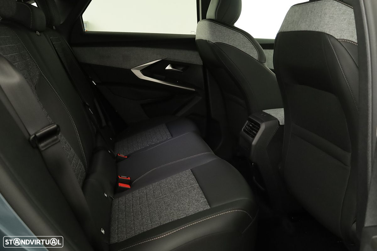 Peugeot 3008 1.2 Hybrid Allure e-DCS6 - 20