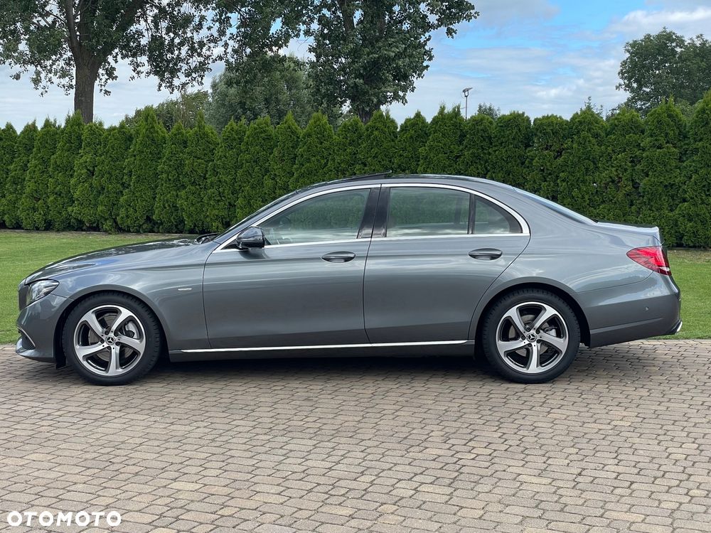 Mercedes-Benz Klasa E 200 4Matic 9G-TRONIC - 11