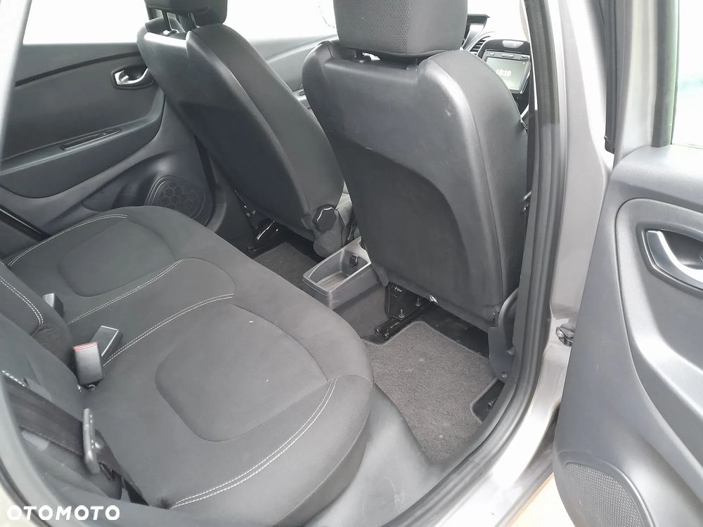 Renault Captur - 12