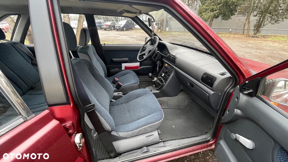 Polonez Caro - 18