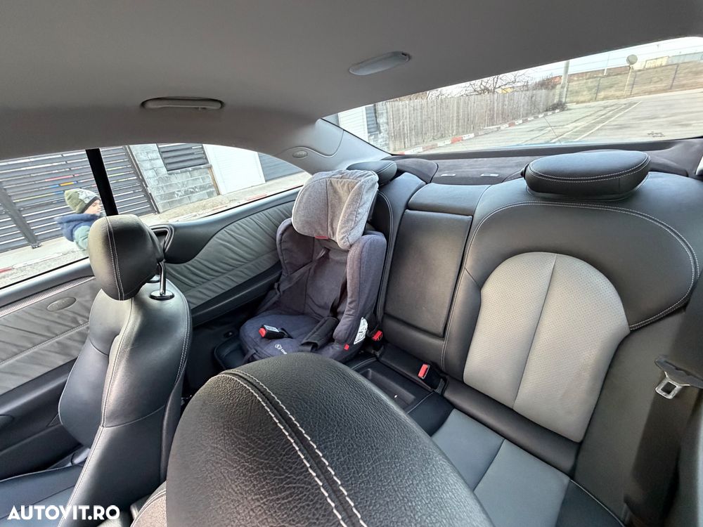 Mercedes-Benz CLK - 21