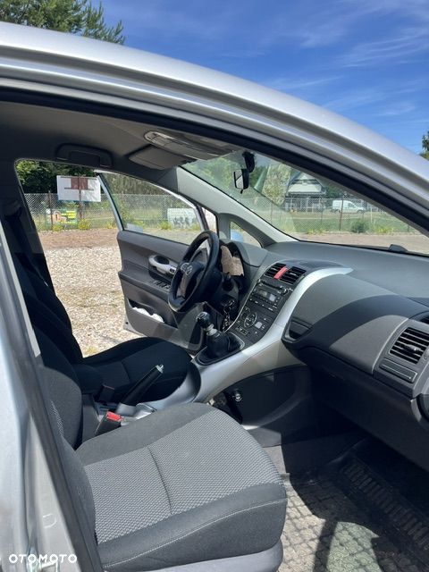 Toyota Auris 1.6 Prestige - 11