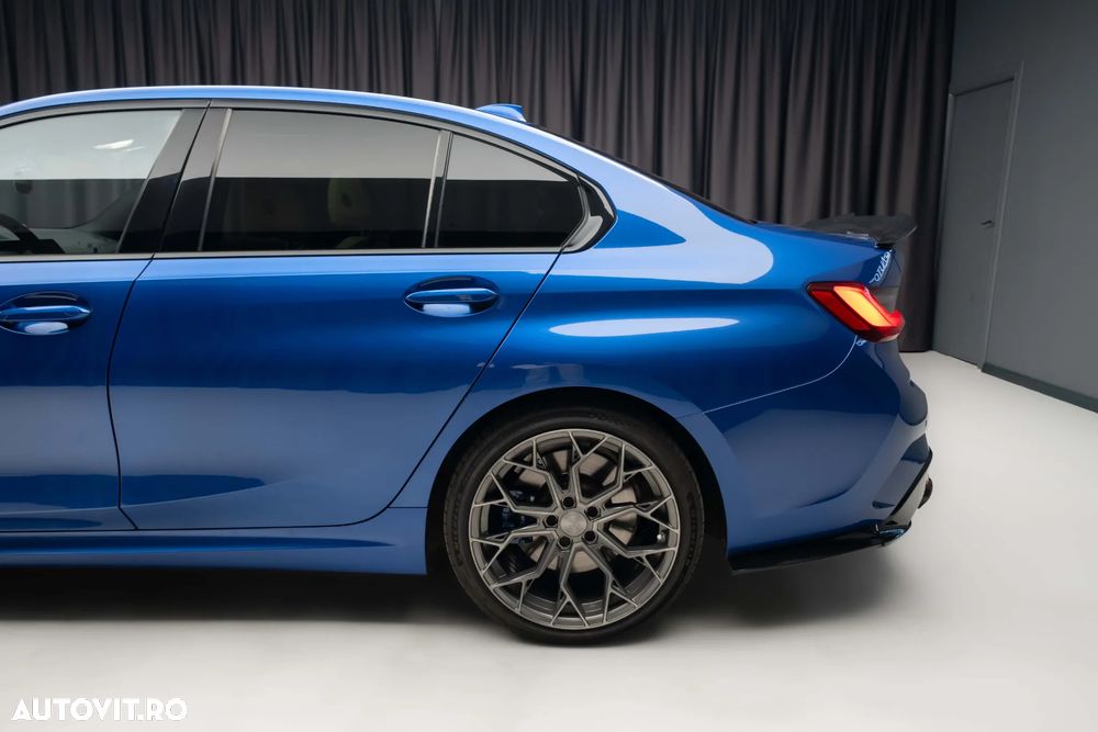 BMW M3 M340i xDrive - 9