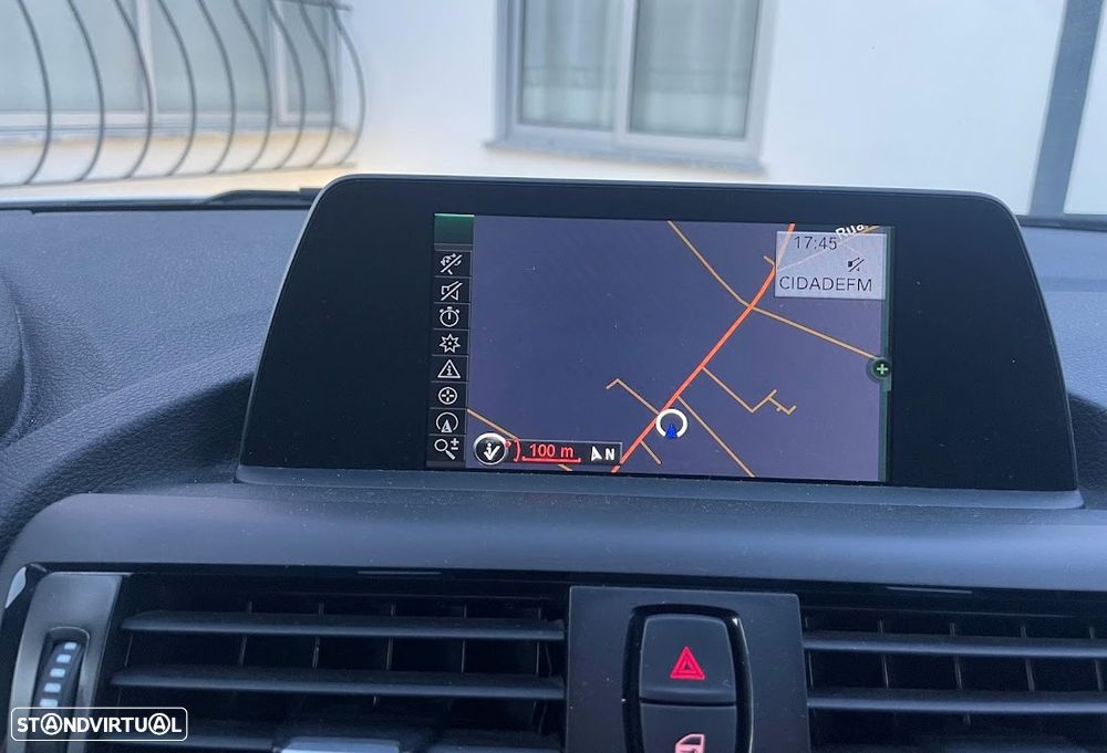 BMW 116 d Sport Line - 31