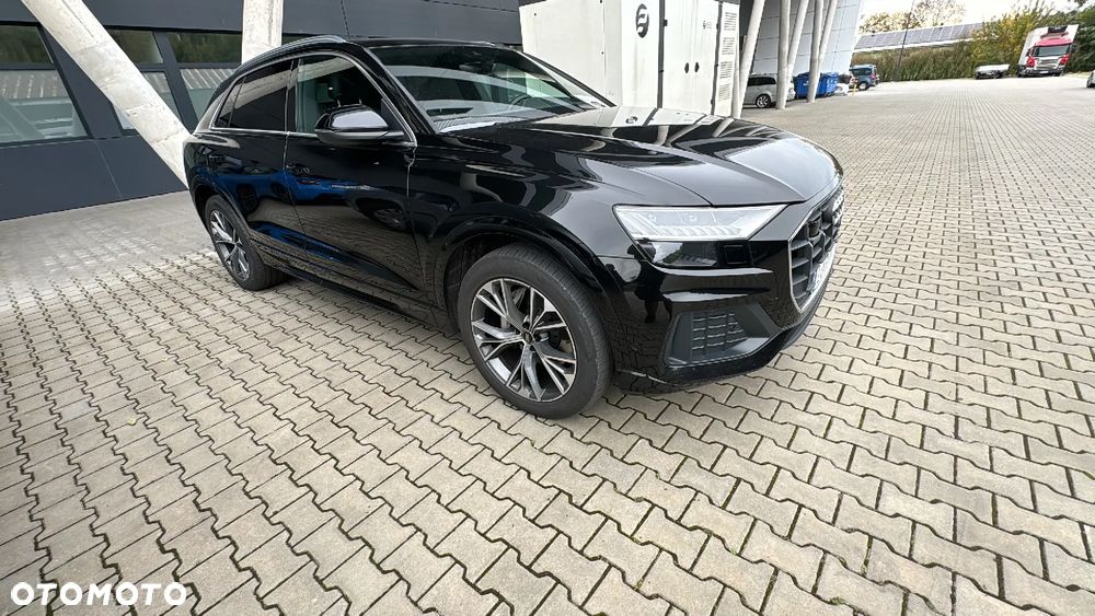 Audi Q8 - 5
