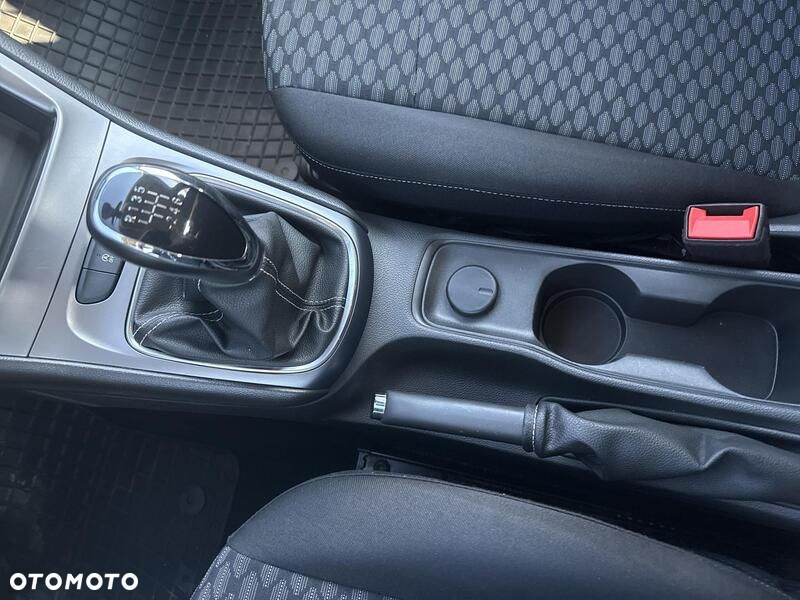 Opel Astra V 1.4 T Enjoy S&S - 17