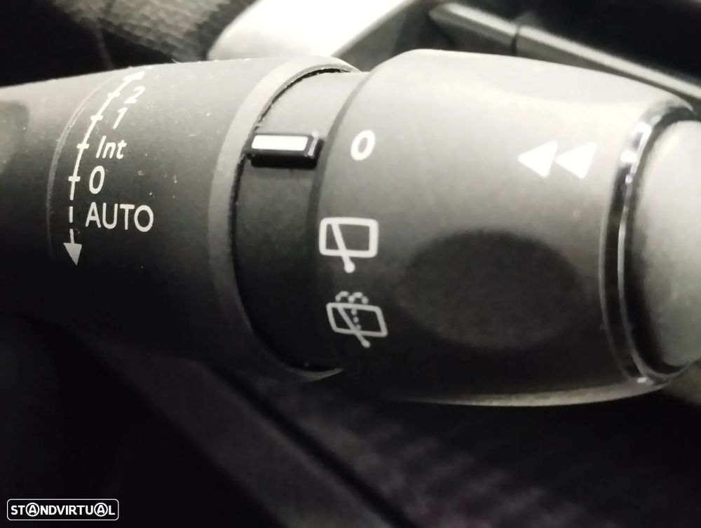 Peugeot 3008 1.5 BlueHDi Active Pack EAT8 - 24