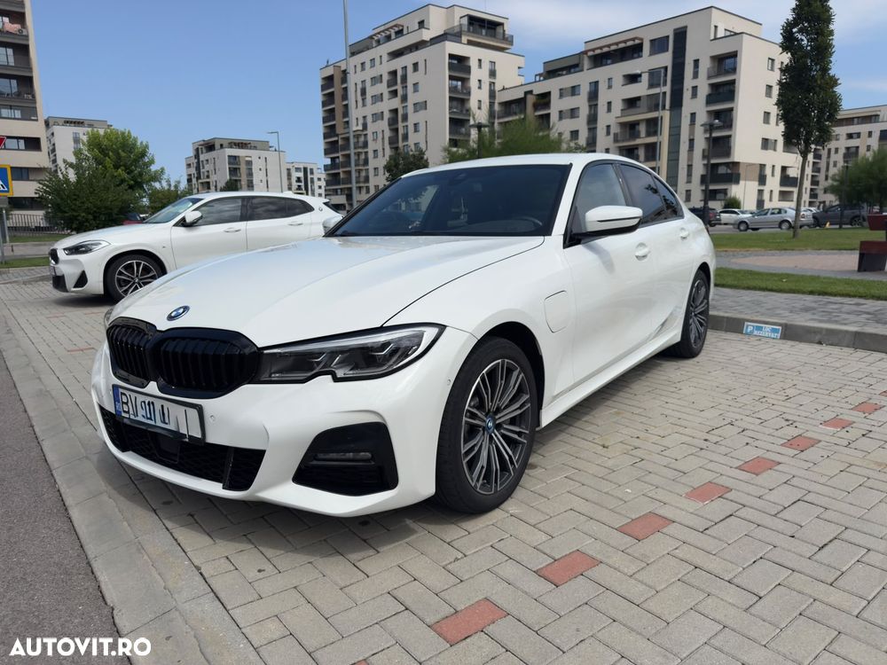 BMW Seria 3 330e AT PHEV - 1