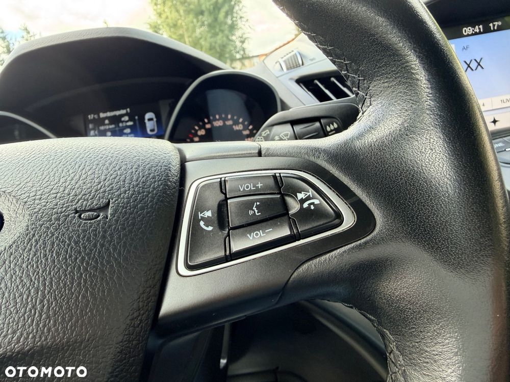 Ford Kuga 1.5 EcoBoost 2x4 Cool & Connect - 37