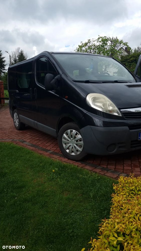 Opel Vivaro - 1