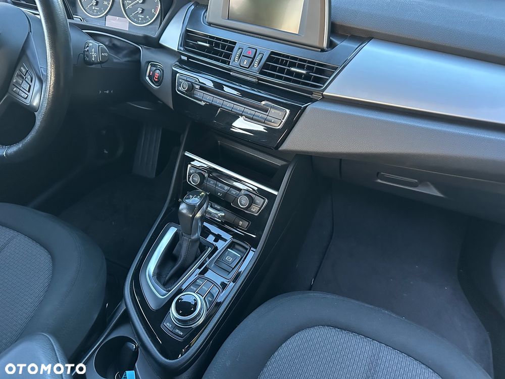 BMW Seria 2 216d Active Tourer Sport Line - 15
