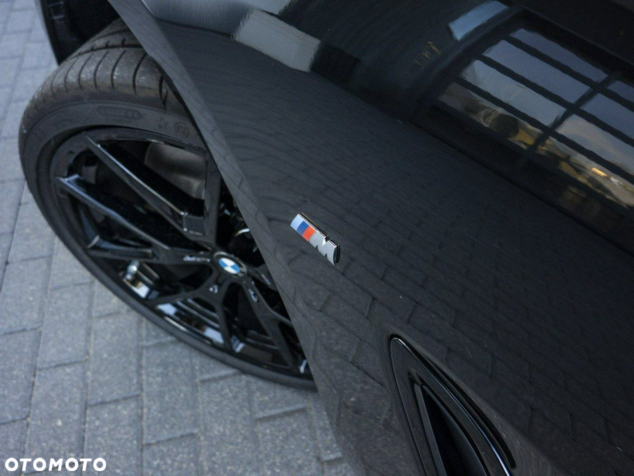 BMW Seria 8 - 13