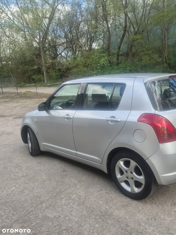 Suzuki Swift 1.5 Comfort - 2