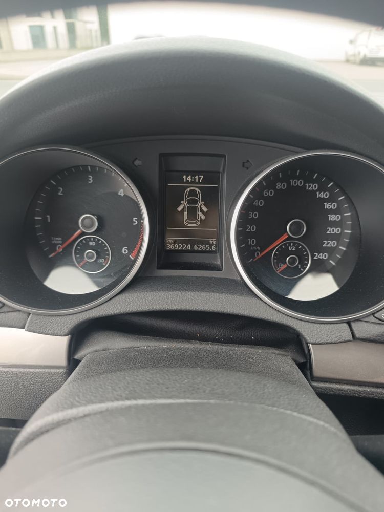 Volkswagen Golf - 14