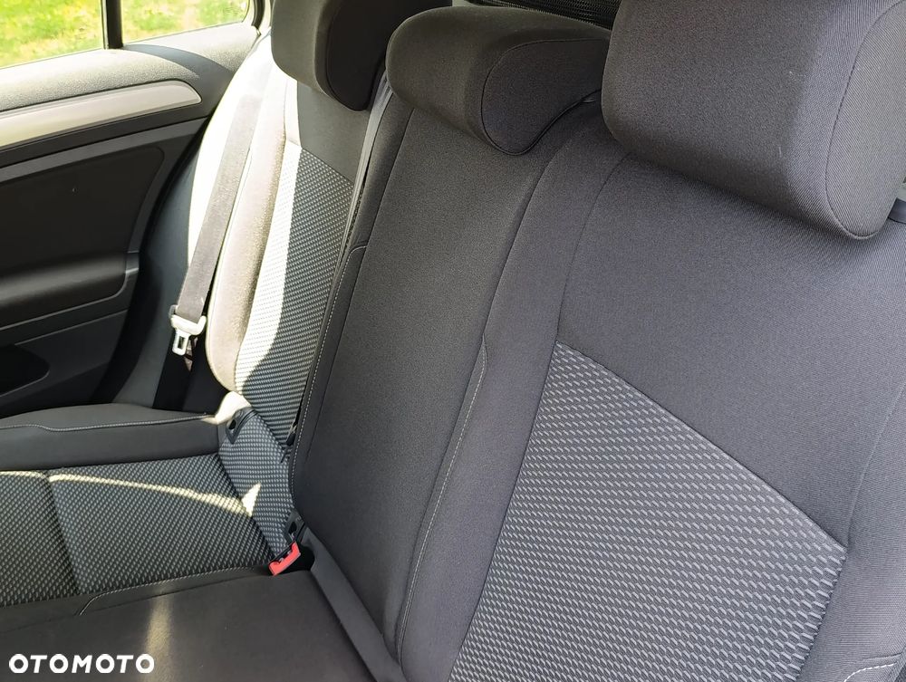 Volkswagen Golf 1.6 TDI (BlueMotion Technology) Comfortline - 20