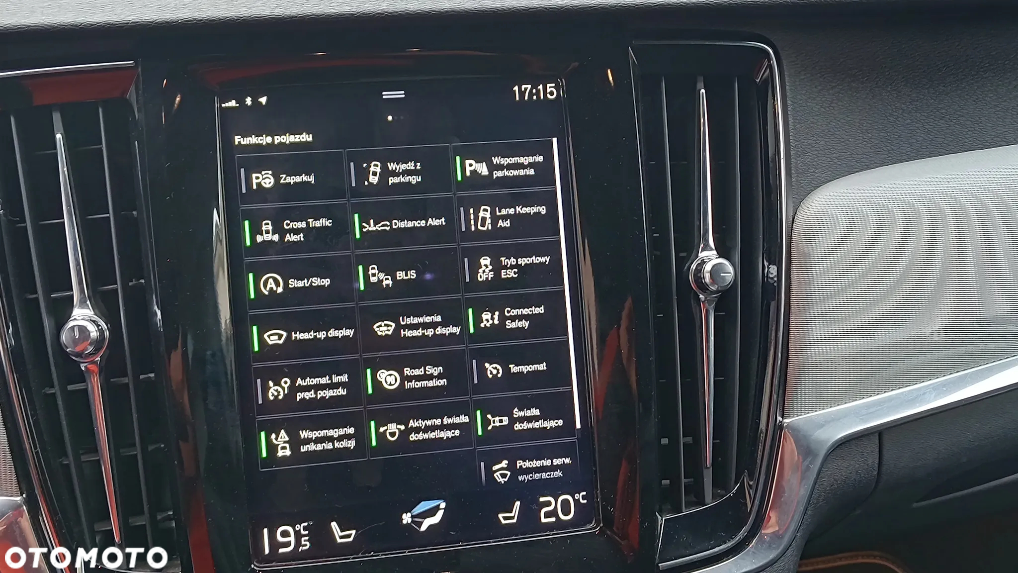 Volvo V90 D4 Geartronic R Design - 22