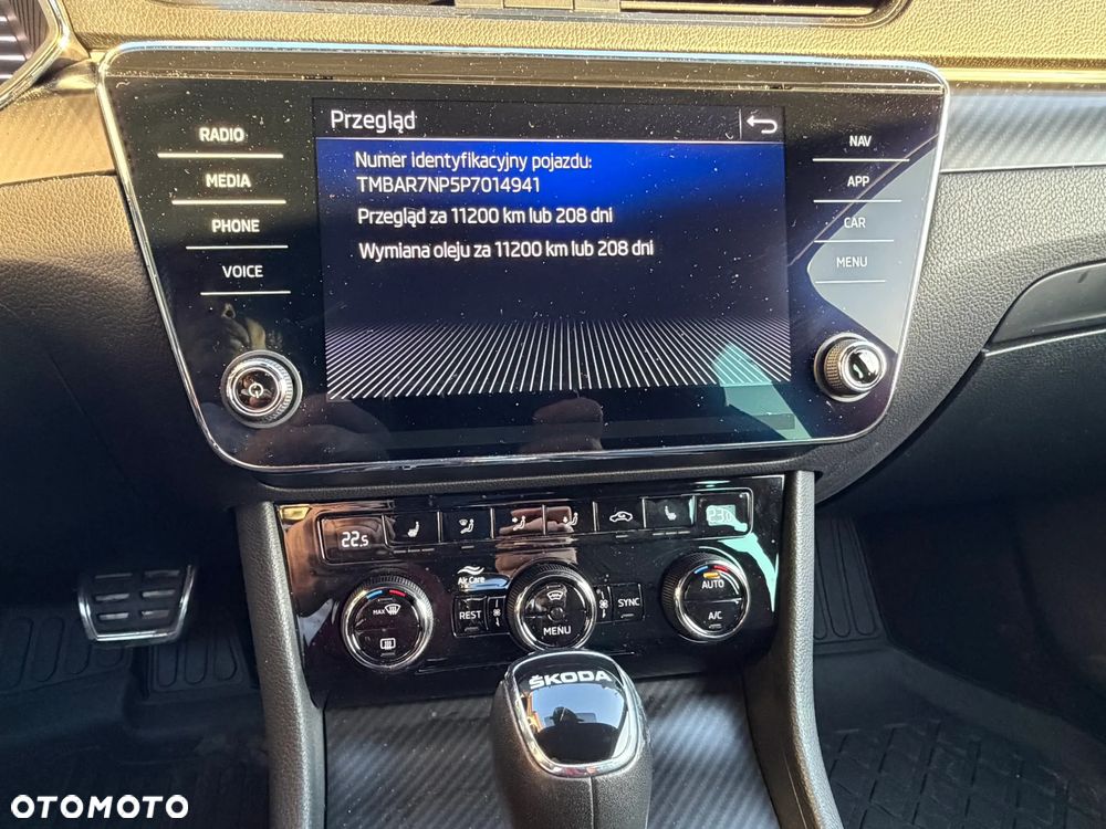 Skoda Superb 2.0 TDI SCR Sportline DSG - 12