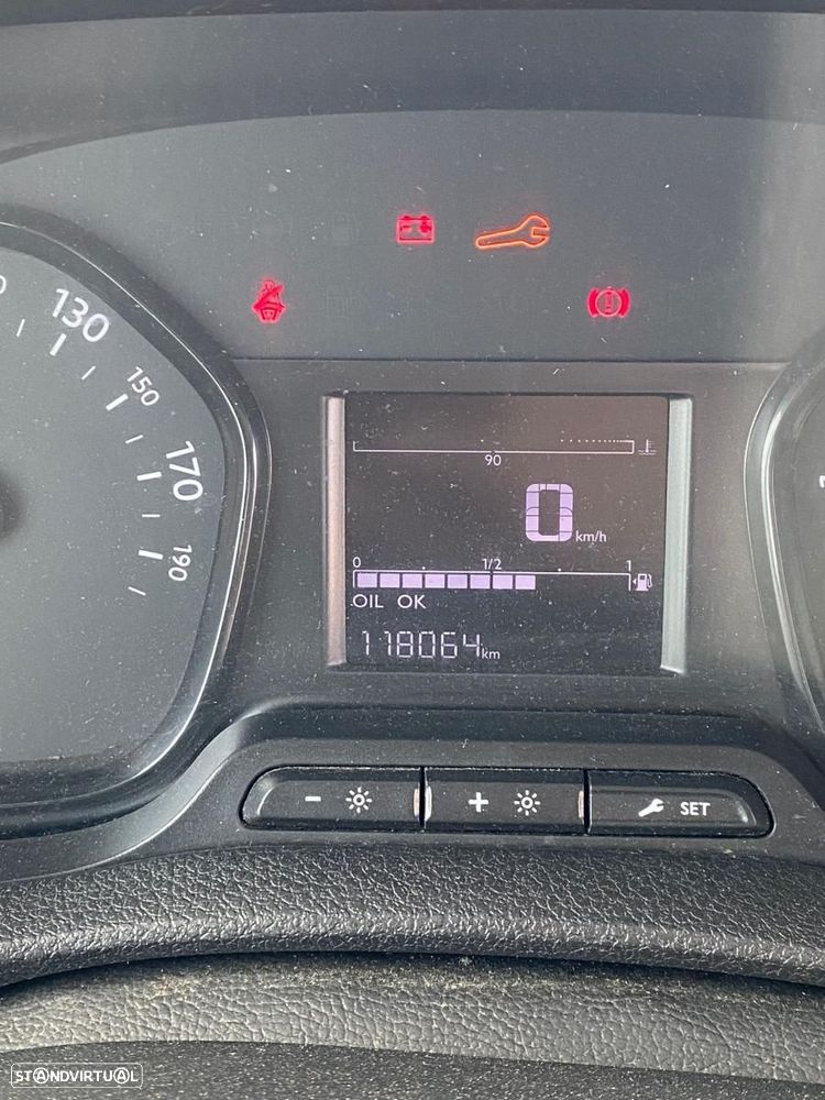 Peugeot Expert 1.5 BlueHDi 100 - 10
