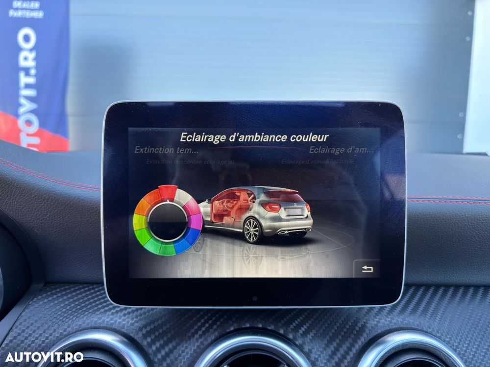 Mercedes-Benz A 220 d 7G-DCT AMG Line - 24