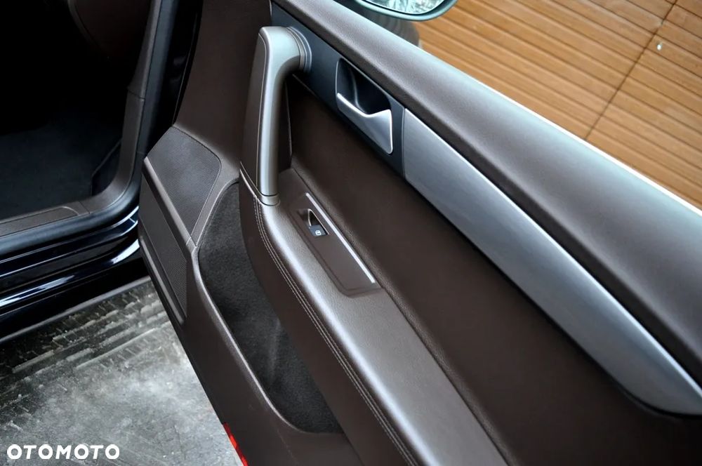 Volkswagen Passat 2.0 TDI Highline DSG - 13